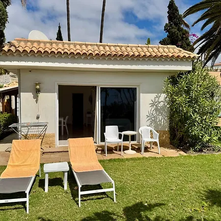 Casa Lilo, En Jardin Grande,con Gran Piscina, Con Pergola Y Barbacoa * Арона