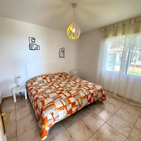 Casa Lilo, En Jardin Grande,con Gran Piscina, Con Pergola Y Barbacoa Вилла Арона