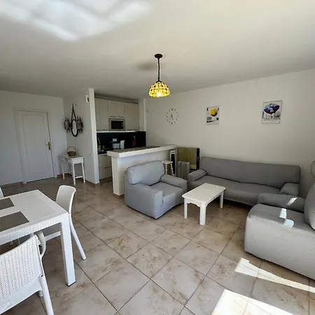 Вилла Casa Lilo, En Jardin Grande,con Gran Piscina, Con Pergola Y Barbacoa *